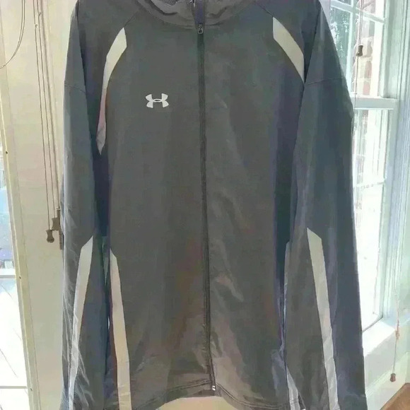 Under Armour XXL Windbreaker, Like New - Picture 1 of 5